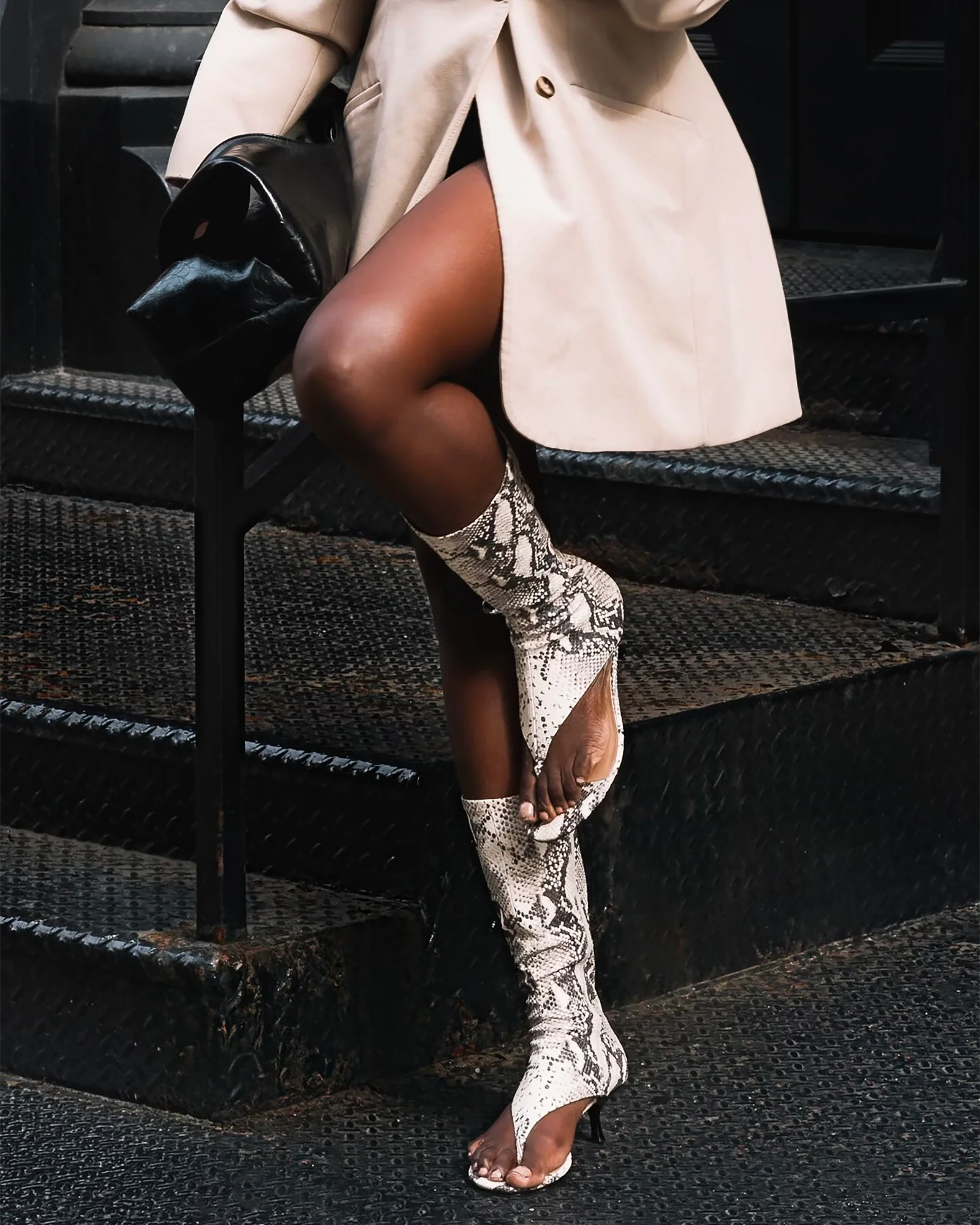 RELENTLESS SNAKE - Image 7